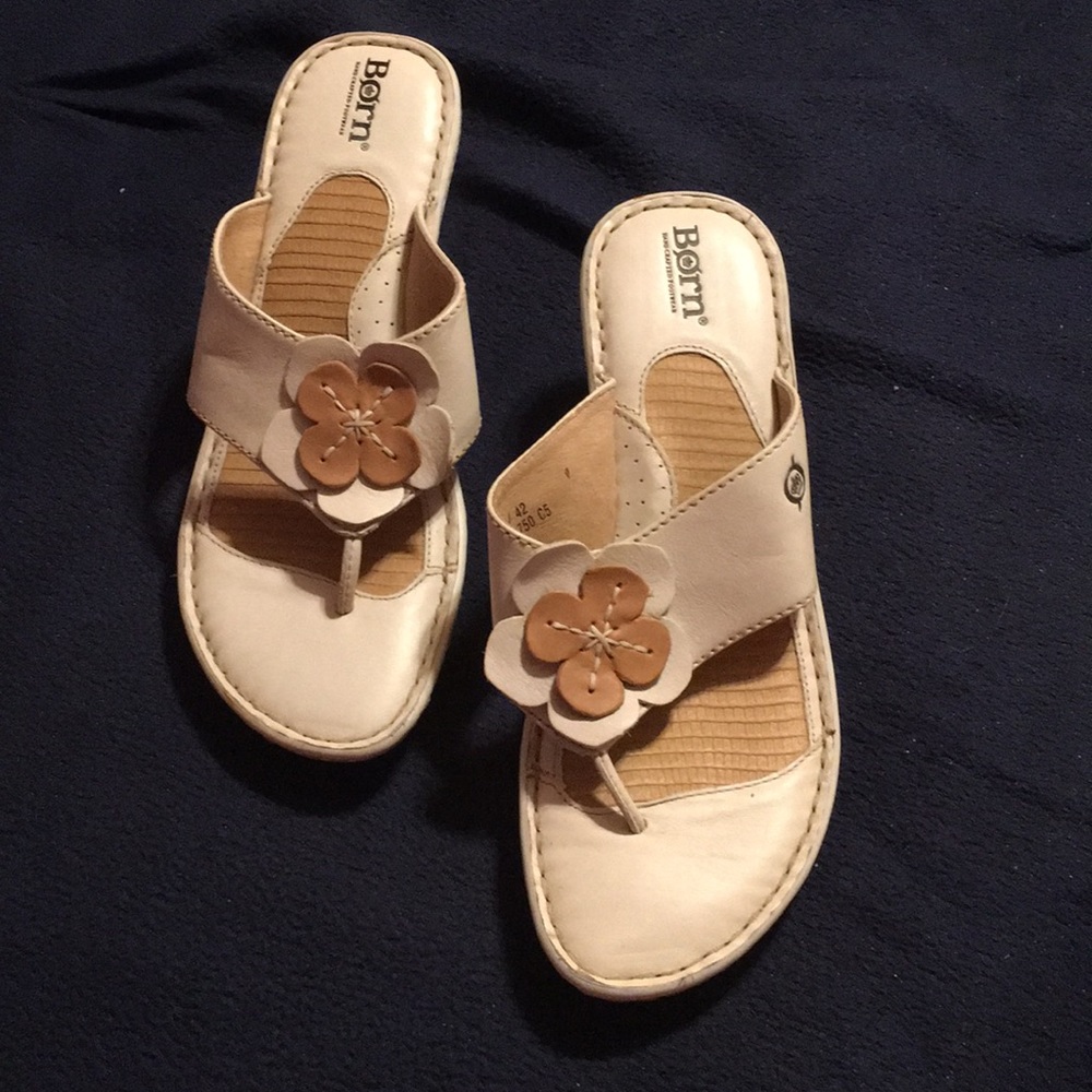 Thong wedge sandals